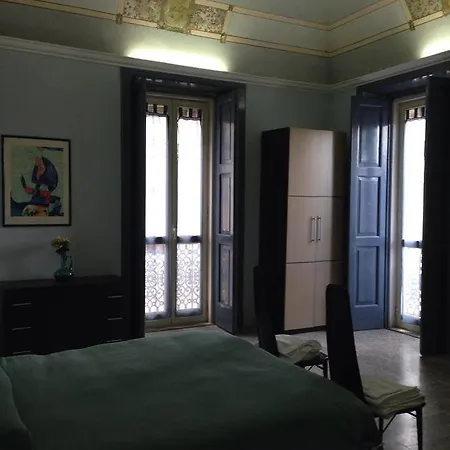 Dimora Ducale Gia Cavour לינה וארוחת בוקר 3*