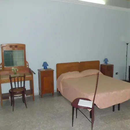 Bed & Breakfast Dimora Ducale Gia Cavour 3*